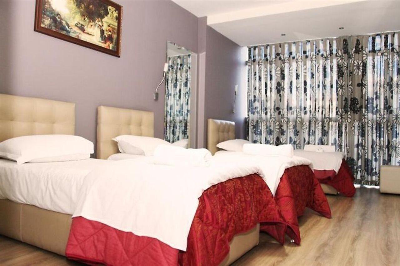 Hotel Relax Tirana Exterior foto