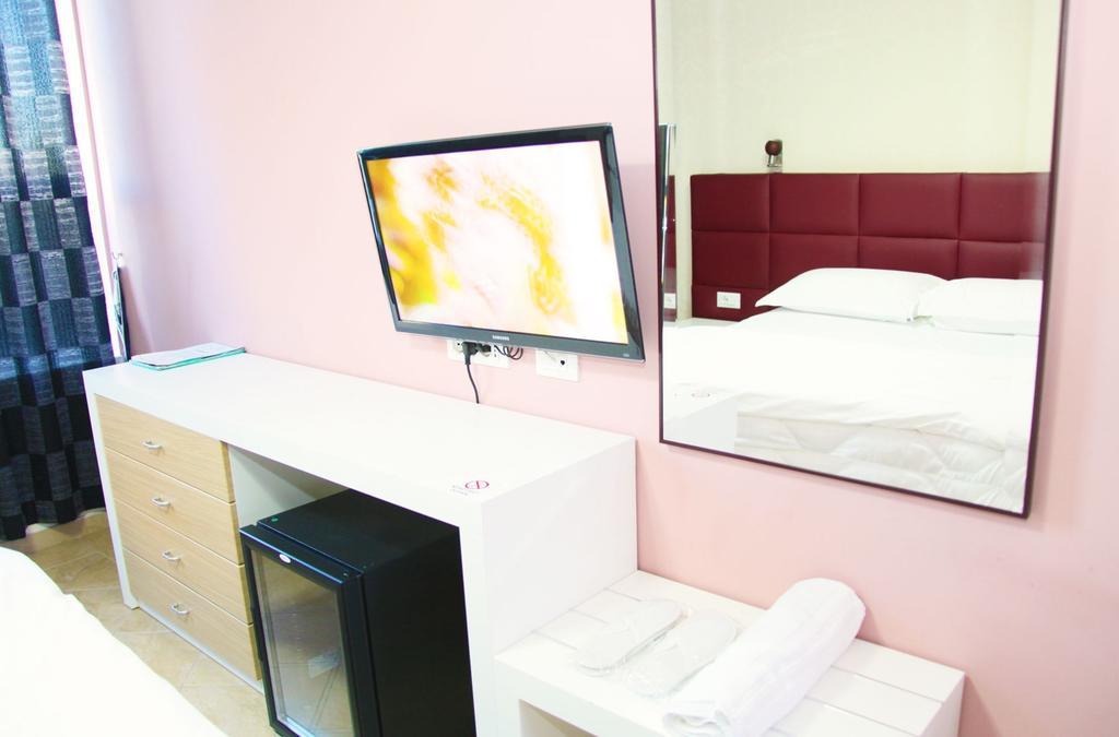 Hotel Relax Tirana Zimmer foto