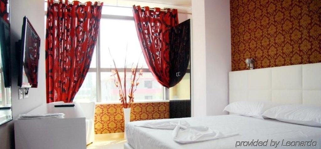 Hotel Relax Tirana Exterior foto