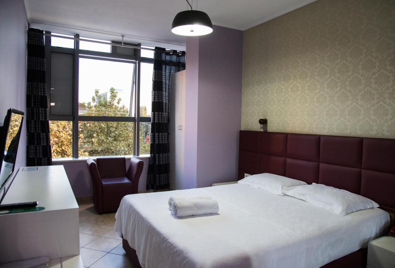 Hotel Relax Tirana Exterior foto
